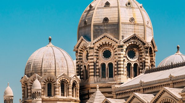 Les joyaux de Marseille : Cinq sites incontournables à visiter